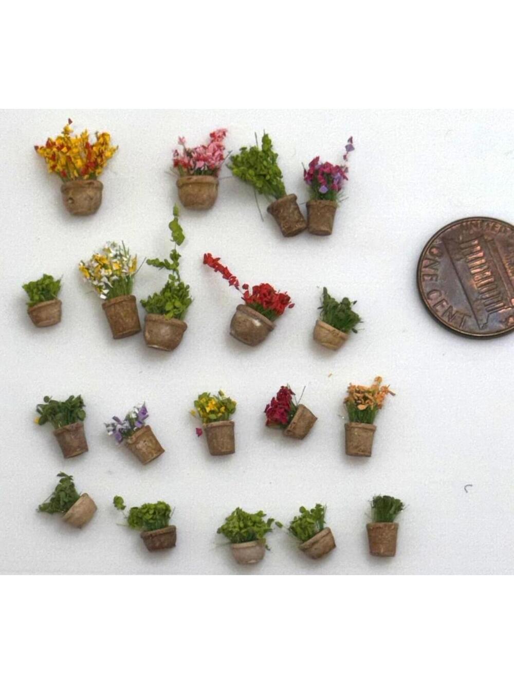 Miniature Potted Plants Flowers Model Railway Landscaping Dollhouse Set of 19